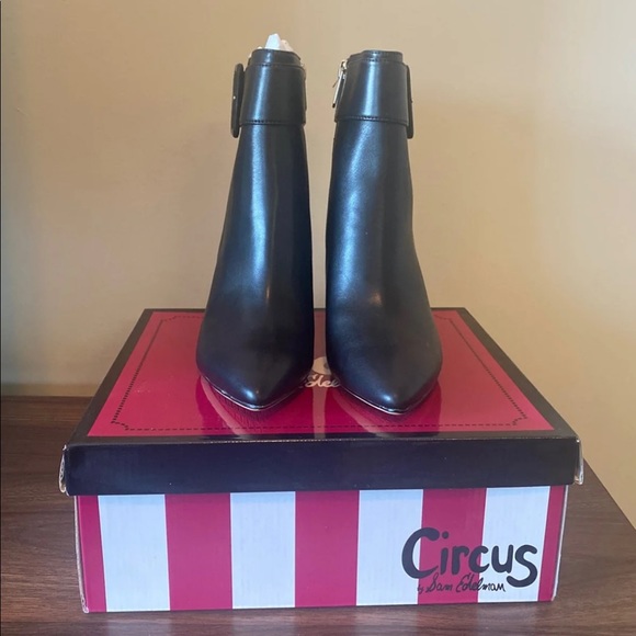 Sam Edelman Booties - Picture 5 of 6